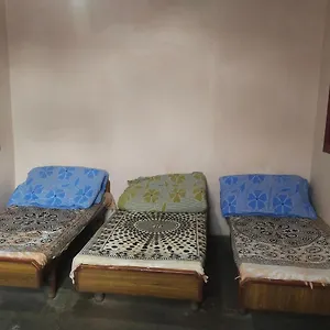 kumar-guest-house.shimlahotels.net/